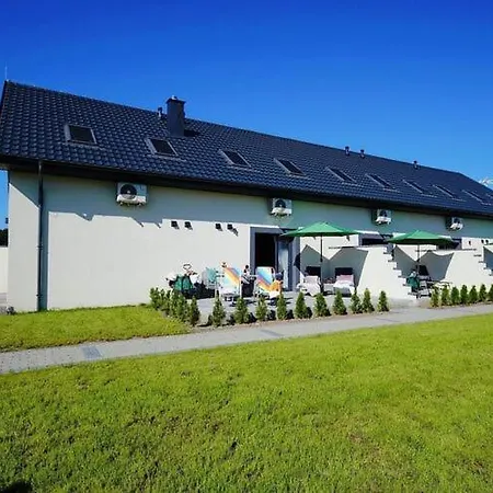 Spacious Homes With Terraces, 미엘렌코