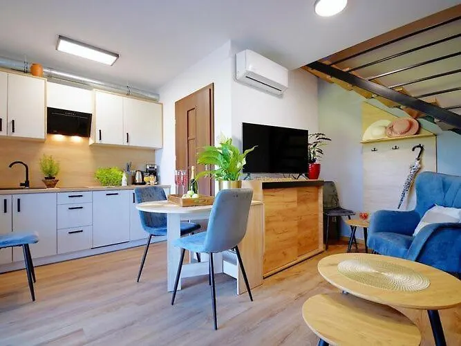 Nyaraló Spacious Homes With Terraces, *